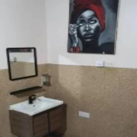 Tuna'S House